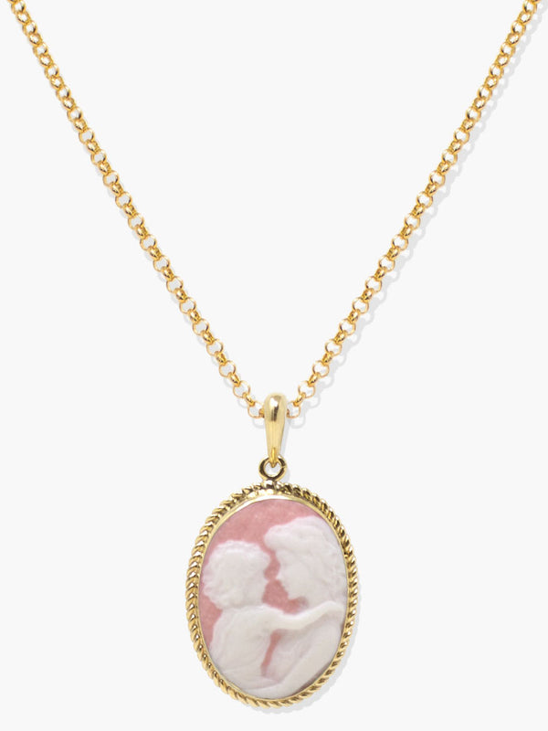 Oval pink cameo pendant depicting a mother and child in a gold vermeil setting, handmade in Italy