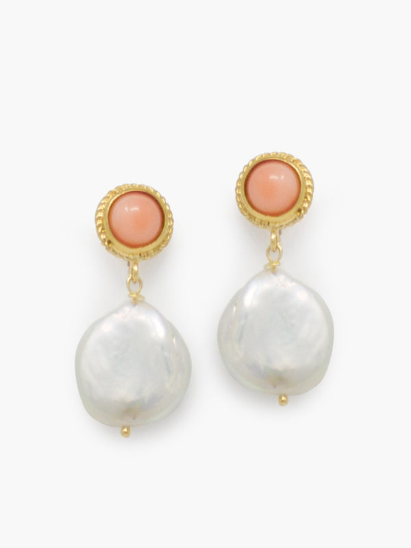 Jump into the summer trend with these stylish earrings, featuring two pink coral cabs tiered to keshi pearls. 
