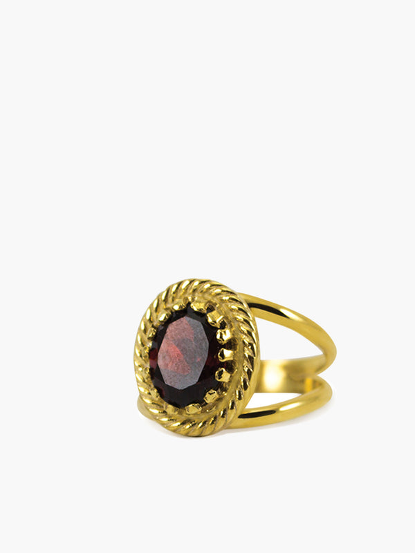 Luccichio Garnet Ring, handmade by Vintouch Jewels in Italy featuring a genuine garnet gemstone handset in 18k gold over sterling silver. 